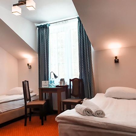 Hotel "Xavier" Lubycza Krolewska Extérieur photo