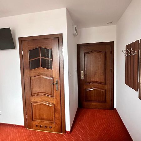 Hotel "Xavier" Lubycza Krolewska Extérieur photo
